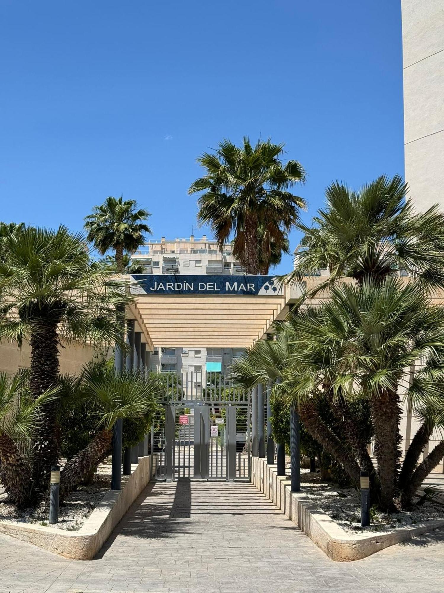 B L U E: Muchavista Sea View Apartment El Campello Exterior foto